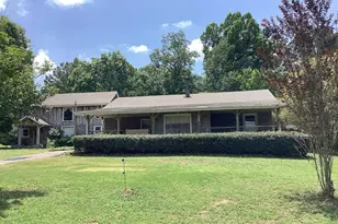 220 Ennis Rd, Barnesville, GA 30204 - Photo 3