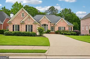 3923 Springtree Ln, Hoschton, GA 30548 - Photo 1