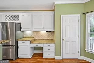 3923 Springtree Ln, Hoschton, GA 30548 - Photo 19