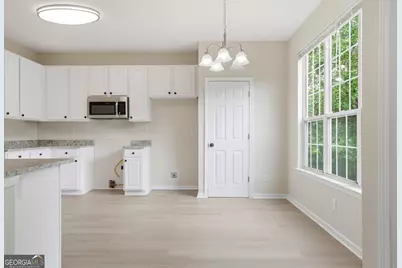 6894 Breeze Drive, Stone Mountain, GA 30087 - Photo 15