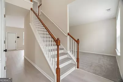 6894 Breeze Drive, Stone Mountain, GA 30087 - Photo 7