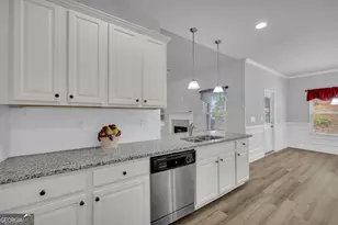 817 Hidden Hollow Cir, Commerce, GA 30529 - Photo 21