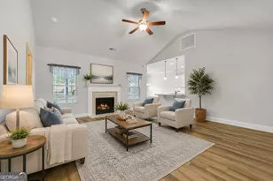 817 Hidden Hollow Cir, Commerce, GA 30529 - Photo 7