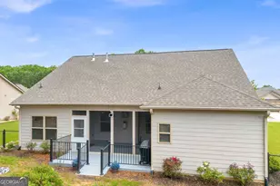 817 Hidden Hollow Cir, Commerce, GA 30529 - Photo 45