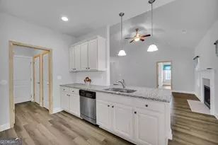 817 Hidden Hollow Cir, Commerce, GA 30529 - Photo 19