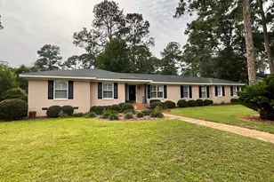 1809 Green Valley Ln, Albany, GA 31707 - Photo 1