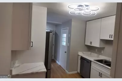 2181 Meadowlane Drive SW, Atlanta, GA 30311 - Photo 13