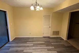 1156 Forest Glen Ct NW, Acworth, GA 30102 - Photo 5