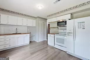 4 Lucian Cir, Savannah, GA 31406 - Photo 9