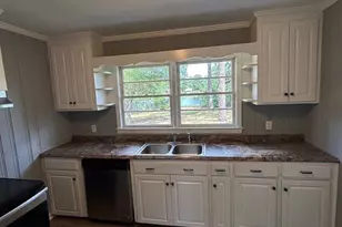 843 Prosperity Dr, Swainsboro, GA 30401 - Photo 7