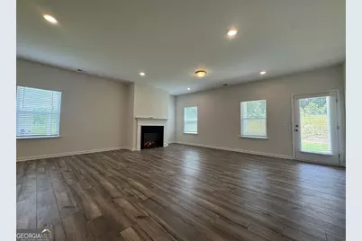 129 Sycamore Lane, Calhoun, GA 30701 - Photo 13