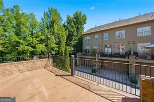 913 Telfair Close, Sandy Springs, GA 30350 - Photo 33