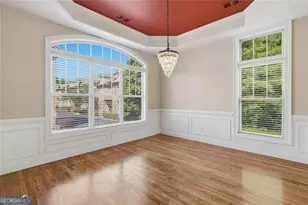 913 Telfair Close, Sandy Springs, GA 30350 - Photo 5
