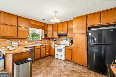 131 Jennifer Lane, McDonough, GA 30253 - Photo 7