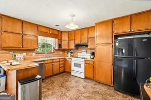 131 Jennifer Ln, McDonough, GA 30253 - Photo 7