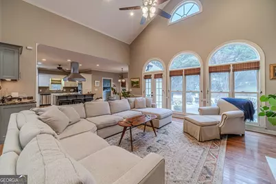2049 Burgundy Drive, Braselton, GA 30517 - Photo 5