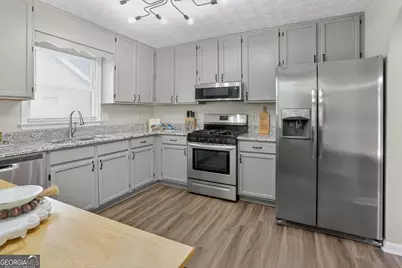 2562 Kennesaw Spring Court, Kennesaw, GA 30144 - Photo 3