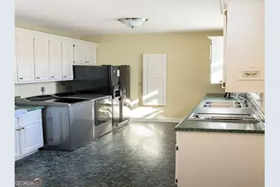 725 Maddox Road, Griffin, GA 30224 - Photo 11