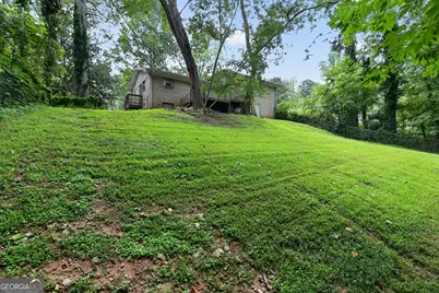 513 Martindale Court, Stone Mountain, GA 30088 - Photo 7