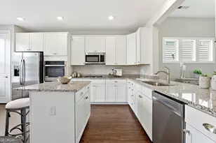 330 Chestnut Oak Dr, Peachtree City, GA 30269 - Photo 9