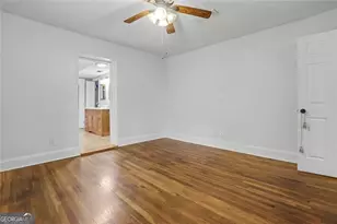 79 Lakeview Dr NE, Atlanta, GA 30317 - Photo 15