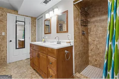 79 Lakeview Drive NE, Atlanta, GA 30317 - Photo 27