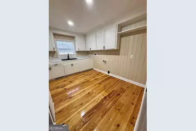 405 N Broughton Street, Ailey, GA 30410 - Photo 9