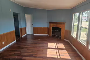 302 Waverly Ln, Byron, GA 31008 - Photo 3