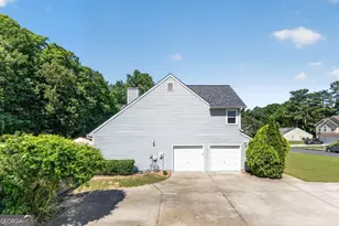 1425 Willow River Run, Grayson, GA 30017 - Photo 35