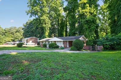 3279 Tulip Drive, Decatur, GA 30032 - Photo 9