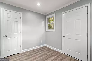 1718 Lisbon Dr SW, Atlanta, GA 30310 - Photo 11