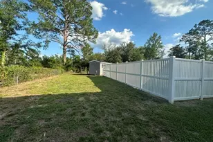 1332 Woodlawn Cir, Vidalia, GA 30474 - Photo 15