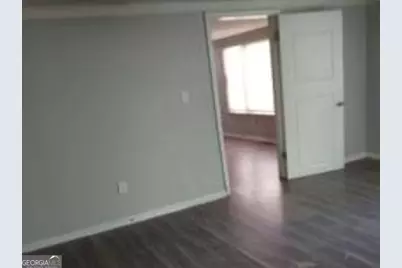 5135 Hilltop Drive, Union City, GA 30291 - Photo 5