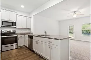 2202 Miranda Dr, Morrow, GA 30260 - Photo 3
