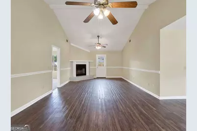 189 W Kenny Drive, Hinesville, GA 31313 - Photo 11
