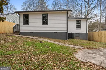 170 Stanhope Circle NW, Atlanta, GA 30314 - Photo 35