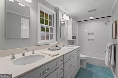 1052 Evelyn Lane SW, Lilburn, GA 30047 - Photo 23