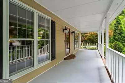 1052 Evelyn Lane SW, Lilburn, GA 30047 - Photo 25
