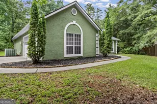 5 Queens Ct, Sharpsburg, GA 30277 - Photo 3