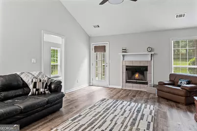 5 Queens Court, Sharpsburg, GA 30277 - Photo 7