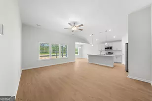 128 Hamner Dr, Statesboro, GA 30461 - Photo 5