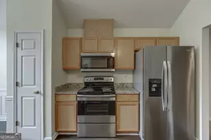 387 Joshua Way, Hoschton, GA 30548 - Photo 15