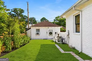 301 E 51st St, Savannah, GA 31405 - Photo 45