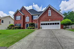 4665 Allison Dr, Sugar Hill, GA 30518 - Photo 3