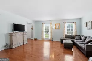 18 Foxdale Cir, Toccoa, GA 30577 - Photo 5