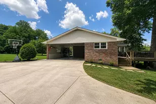 2653 Club Valley Dr NE, Marietta, GA 30068 - Photo 3