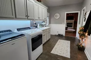 300 Brook Rd, Barnesville, GA 30204 - Photo 17