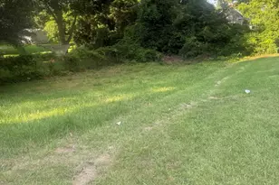 733 W Broad St, Griffin, GA 30223 - Photo 1