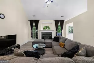 56 Montpelier Pl, Sharpsburg, GA 30277 - Photo 5