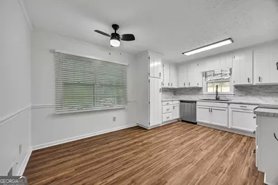 279 Heck Road NE, Kennesaw, GA 30144 - Photo 9